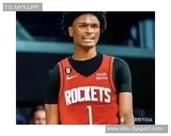 杜兰特分析申京与亚当斯双塔组合的潜力与意外效果 杜兰特分析申京与亚当斯双塔组合的潜力与意外效果