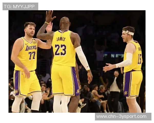 美媒热议里夫斯表现是否已成为湖人第二核心球员仅次于东契奇 美媒热议里夫斯表现是否已成为湖人第二核心球员仅次于东契奇