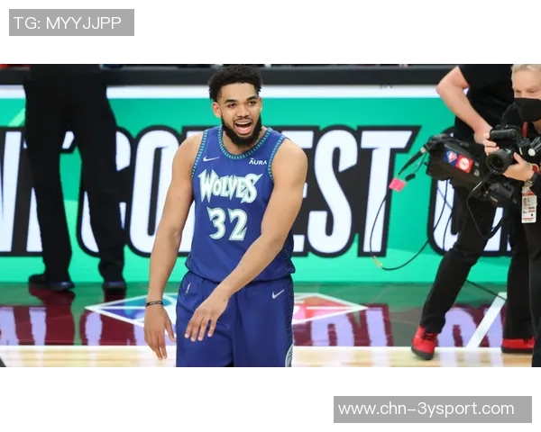 瓦塞尔上半场表现惊艳5投全中三分球2中2轻松拿下14分 瓦塞尔上半场表现惊艳5投全中三分球2中2轻松拿下14分