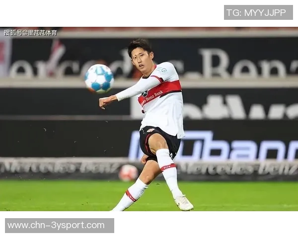 拜仁球员齐聚慕尼黑啤酒节伊藤洋辉与金玟哉同框亮相 拜仁球员齐聚慕尼黑啤酒节伊藤洋辉与金玟哉同框亮相