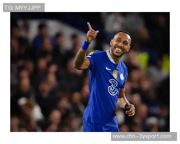 莱奥表现低迷背后的原因分析:缺乏严厉教练的指导与挑战 莱奥表现低迷背后的原因分析:缺乏严厉教练的指导与挑战