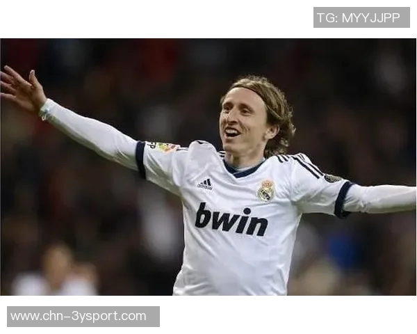 安布罗西尼赞莫德里奇正能量如马尔蒂尼般激励队友 安布罗西尼赞莫德里奇正能量如马尔蒂尼般激励队友