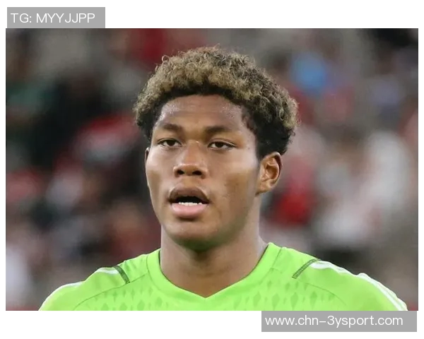 阿尔米隆精彩凌空射门成功破门铃木彩艳毫无反应 阿尔米隆精彩凌空射门成功破门铃木彩艳毫无反应