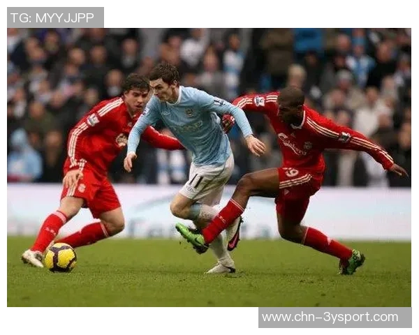 曼城遗憾错失良机萨维尼奥禁区内连射遭保托雷斯门线救险 曼城遗憾错失良机萨维尼奥禁区内连射遭保托雷斯门线救险